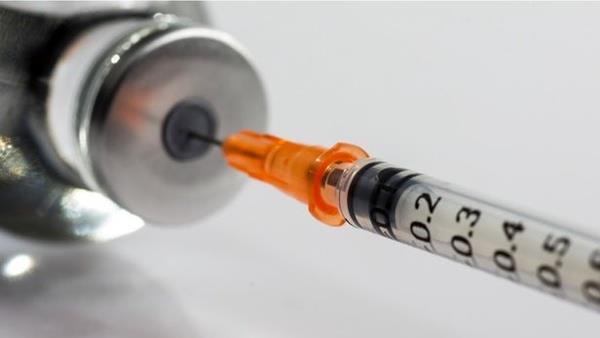 رییس مرکز بهداشت استان: گروه‌های در معرض خطر واکسن "آنفلوآنزا" تزریق کنند